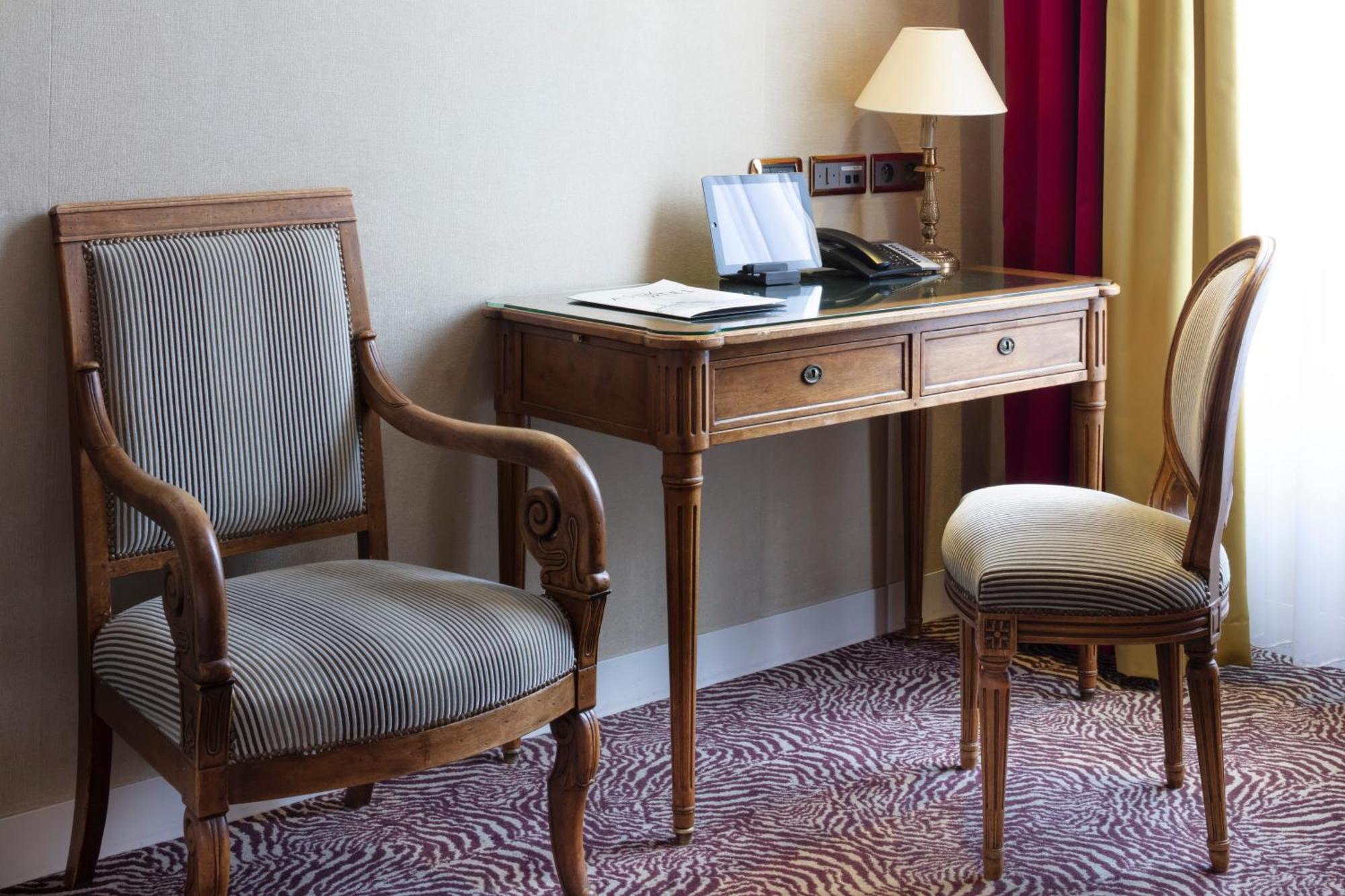 Regent's Garden - Astotel Hotel